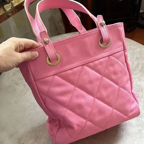 Authentic  *Chanel* COQUETTE-GIRL Barbie-Pink Sm Paris Biarritz Tote READ - Picture 2 of 16